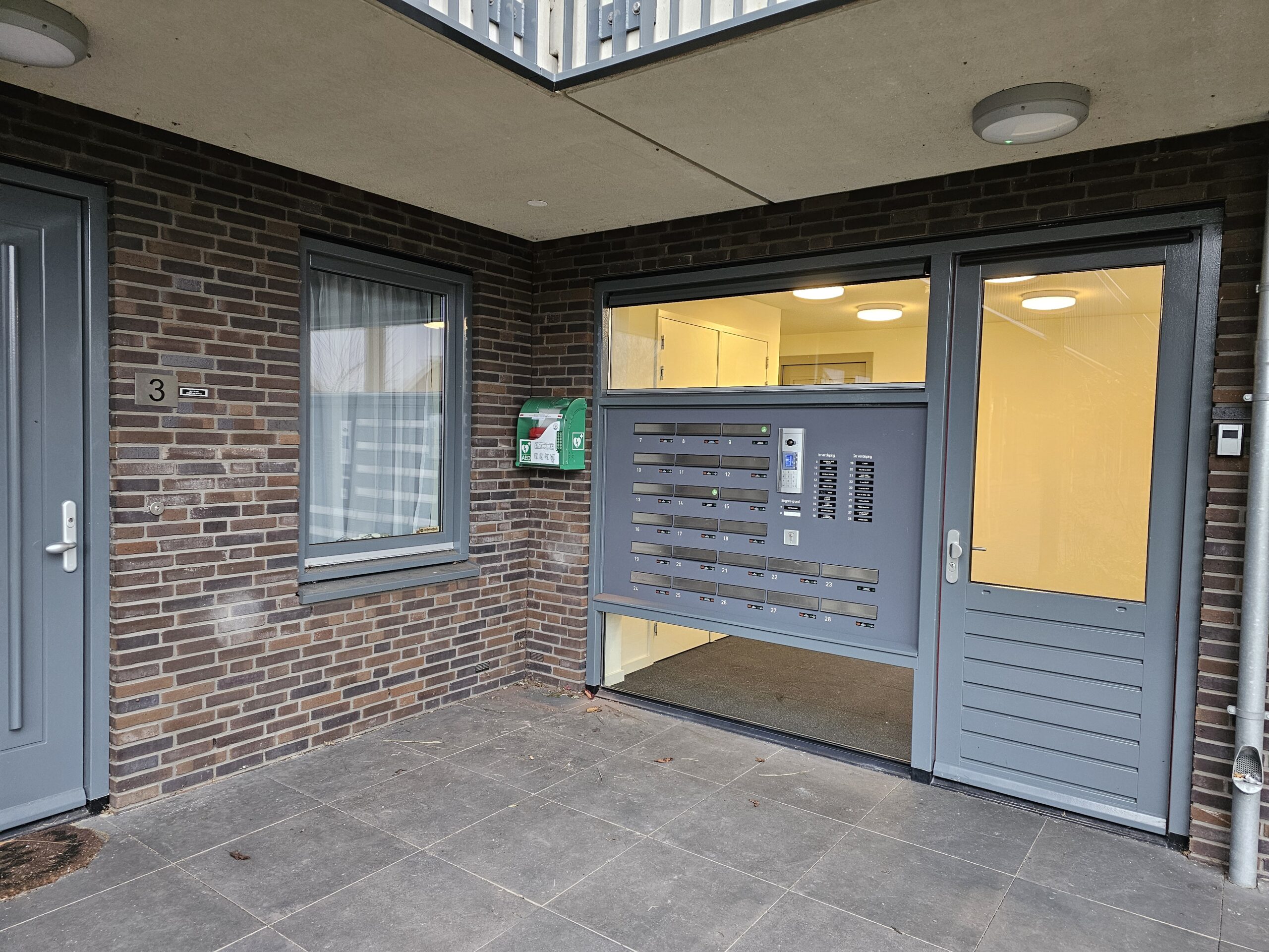 AED Olijvengaarde 3